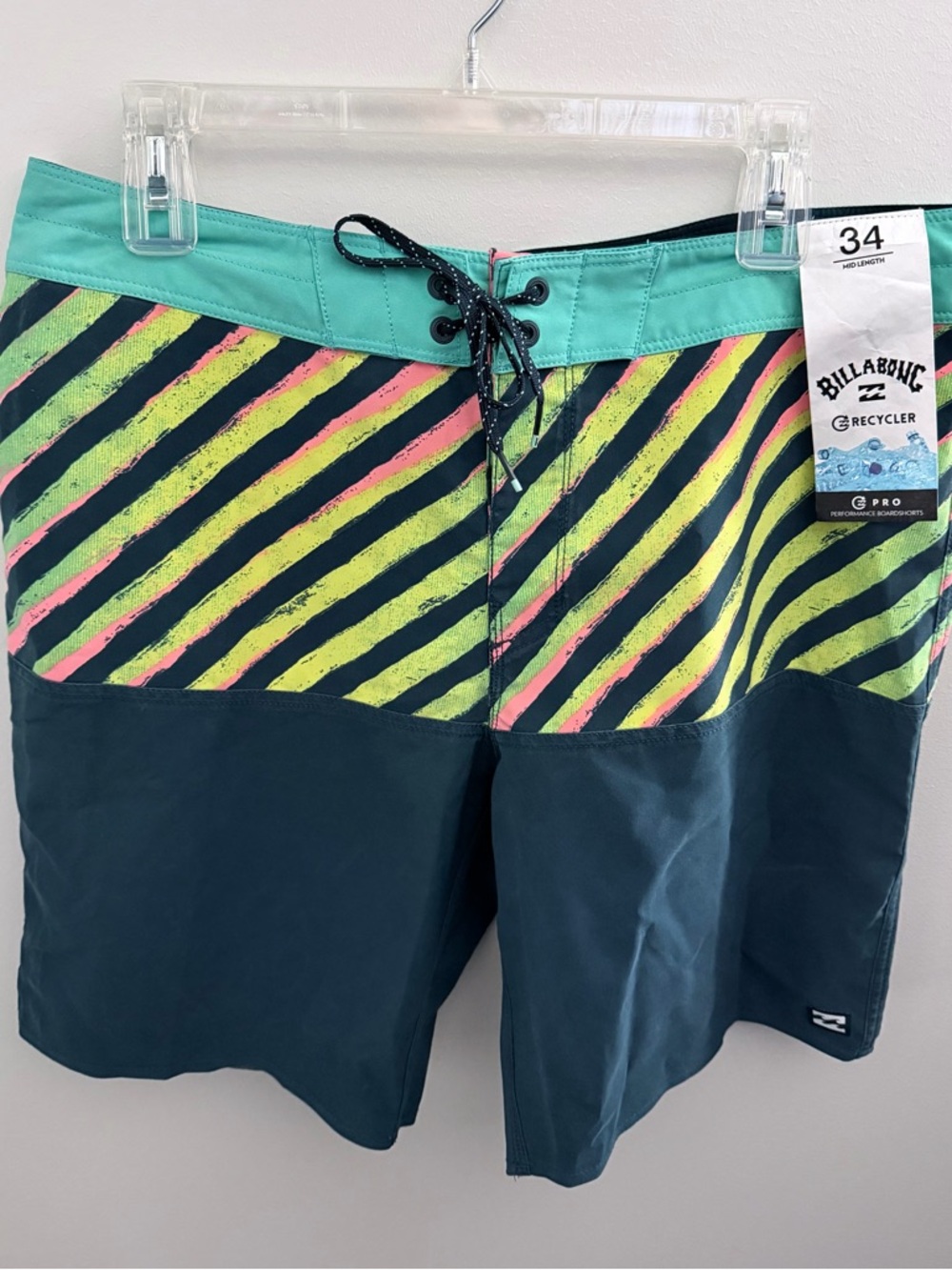 Billabong Pro Boardshorts Size 34 NWT Recycled Performance Swim Trunks